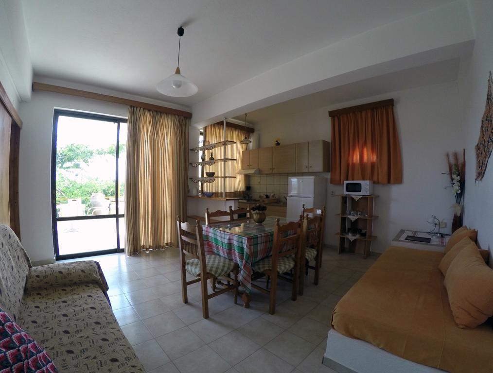 Milos Apartments إيلوندا الغرفة الصورة